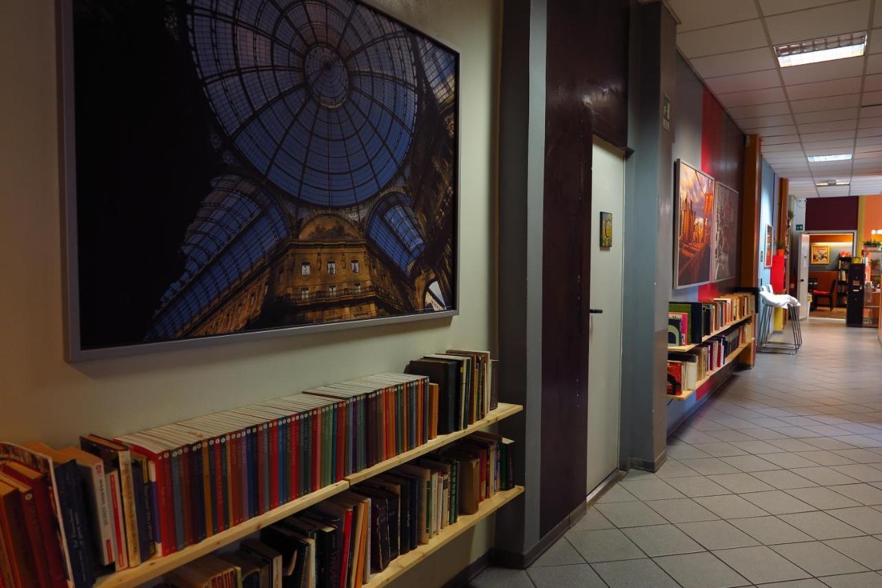 Koala Hostel Milano Eksteriør billede