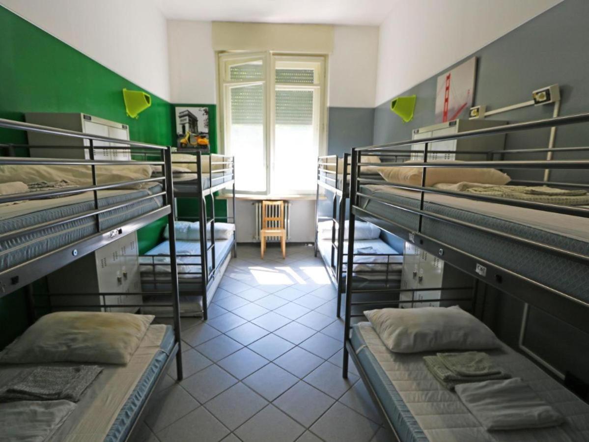 Koala Hostel Milano Eksteriør billede