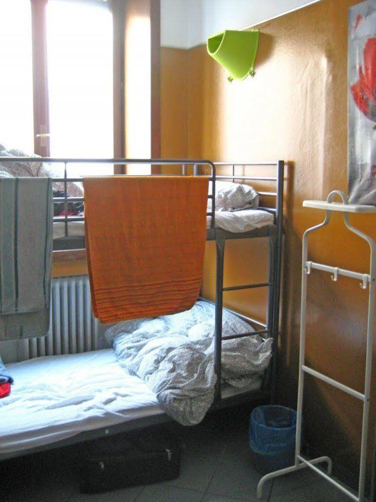 Koala Hostel Milano Eksteriør billede
